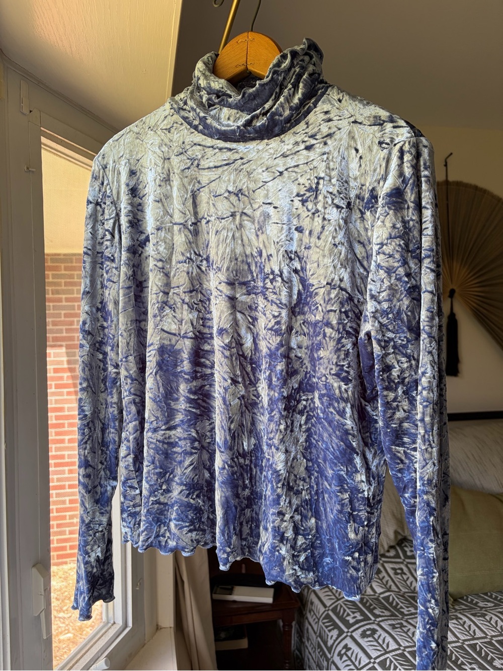 Crushed Velvet Turtleneck - Blue